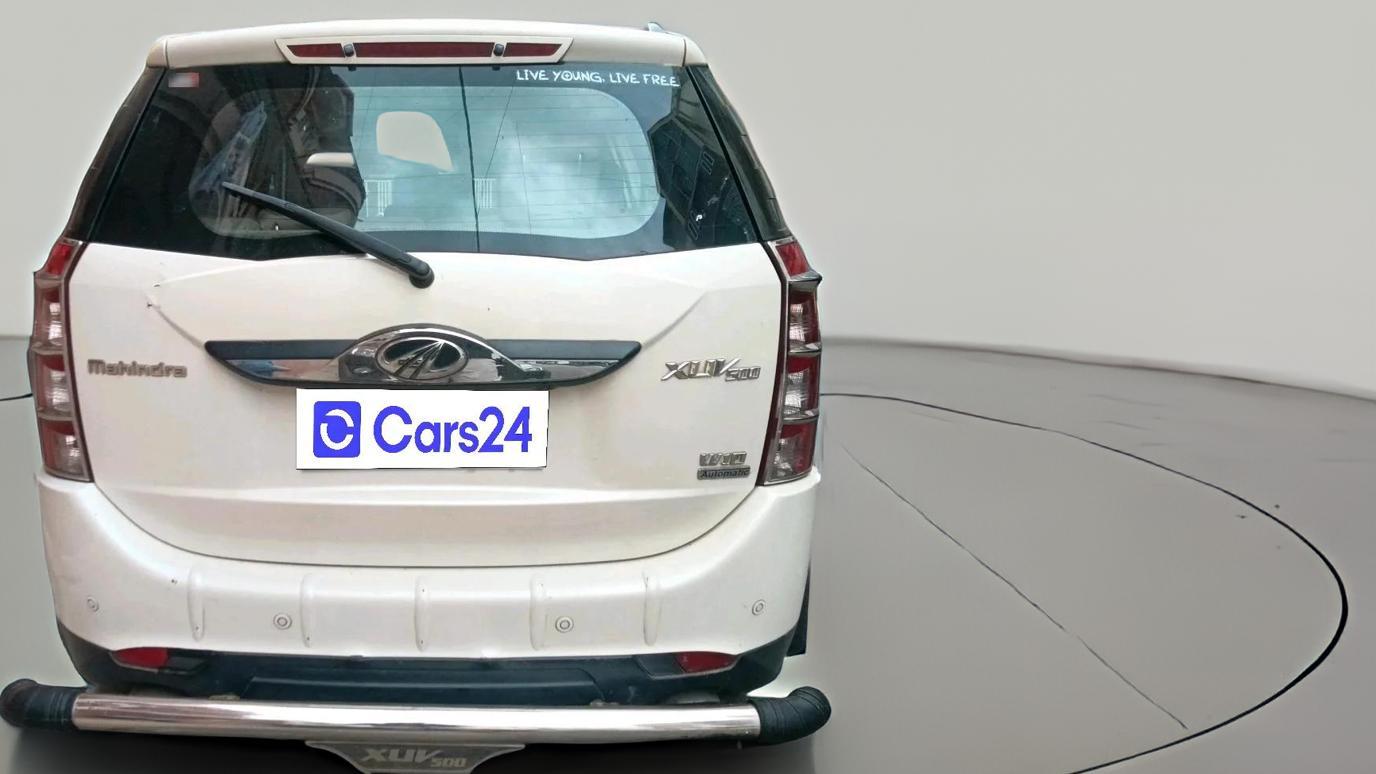 2016 Mahindra XUV500 W10 AT, Diesel, Automatic, 1,37,903 km, exterior