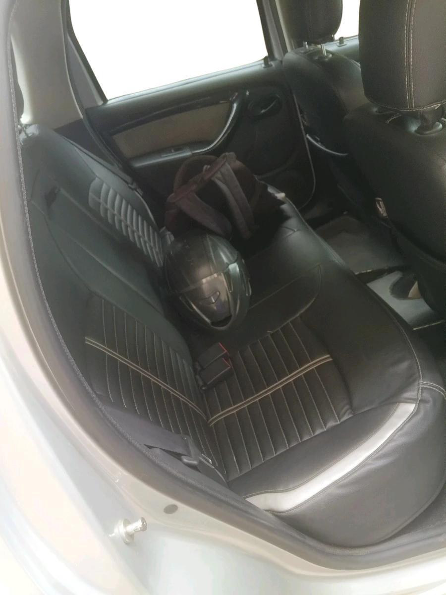 2015 Renault Duster 85 PS RXL DIESEL, Diesel, Manual, 1,62,083 km, interior