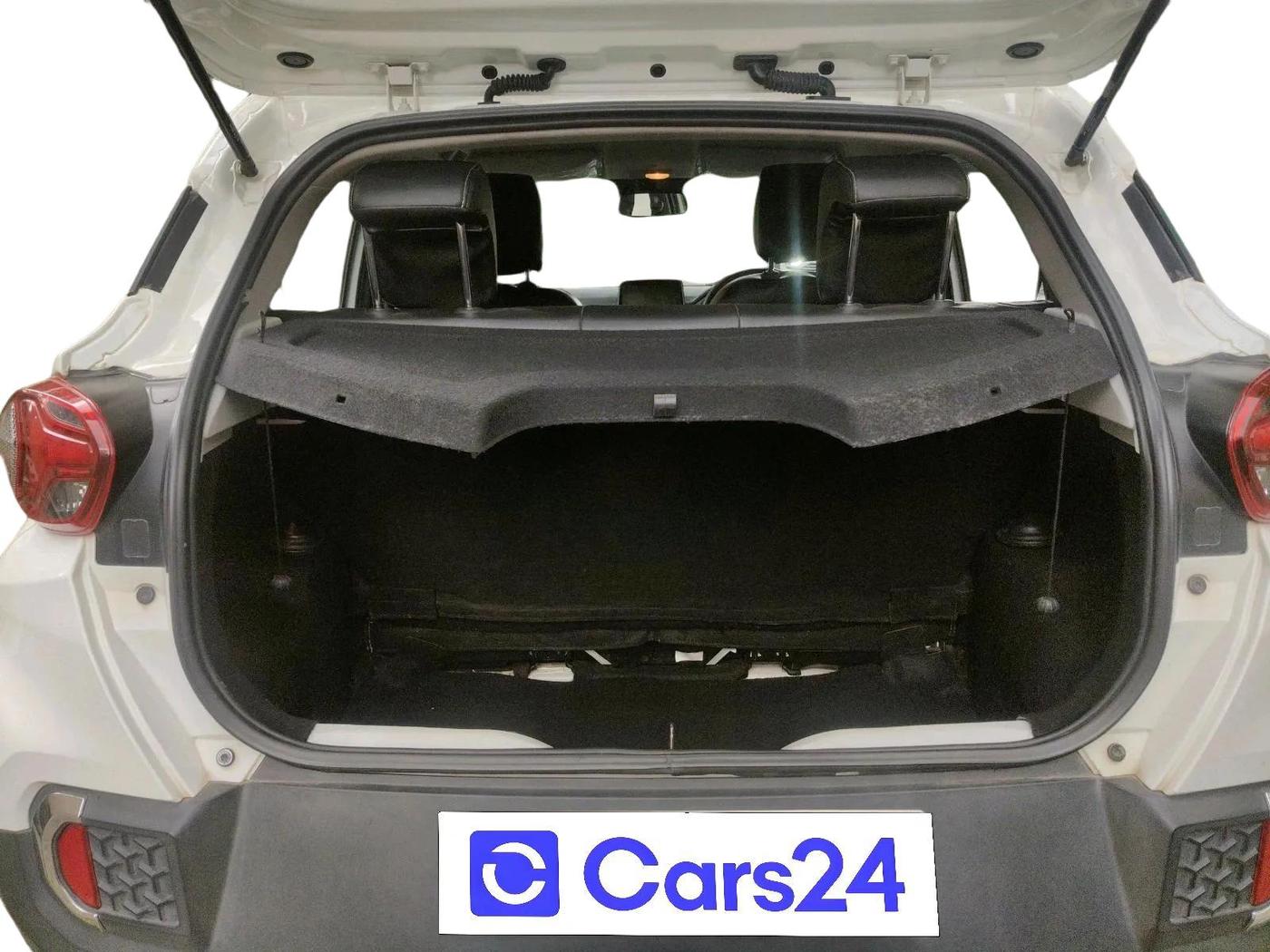 2023 Tata PUNCH CREATIVE  MT, Petrol, Manual, 27,672 km, exterior