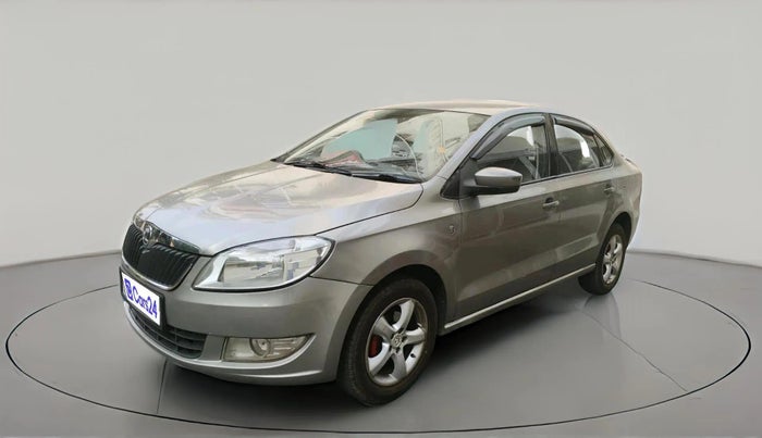 2012 Skoda Rapid ELEGANCE 1.6 TDI CR MT, Diesel, Manual, 87,338 km, exterior