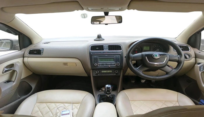 2012 Skoda Rapid ELEGANCE 1.6 TDI CR MT, Diesel, Manual, 87,338 km, interior