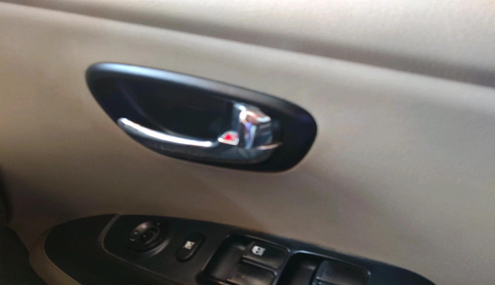 2011 Hyundai i10 MAGNA 1.2, Petrol, Manual, 41,168 km, interior