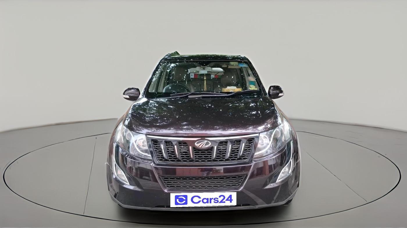 2016 Mahindra XUV500 W10 AT, Diesel, Automatic, 1,17,313 km, exterior