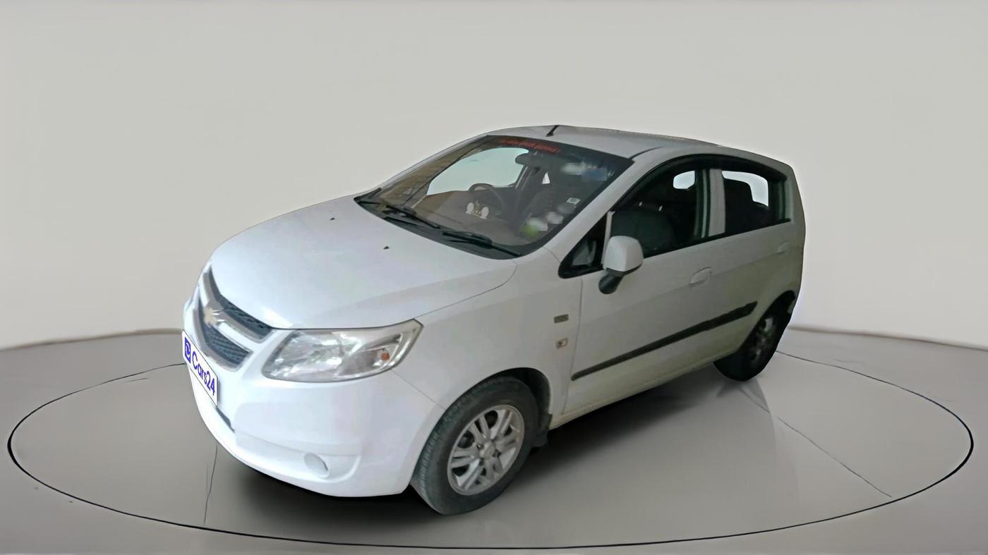 2013 Chevrolet Sail UVA 1.2 LT ABS, Petrol, Manual, 79,017 km, exterior