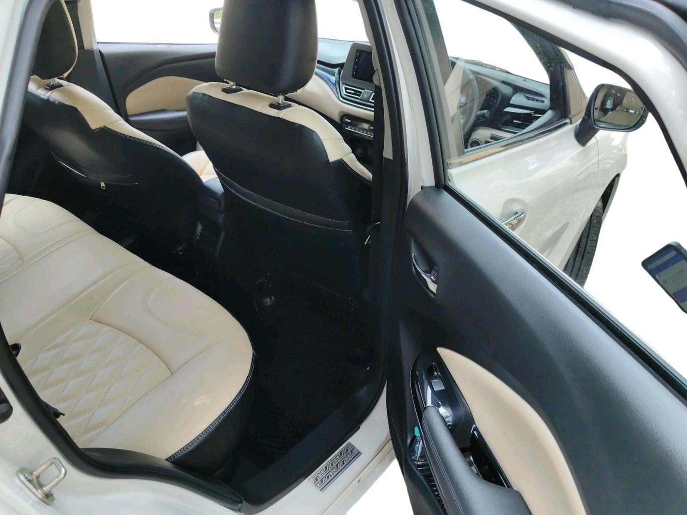 2024 Toyota Glanza G AMT, Petrol, Automatic, 1,613 km, interior