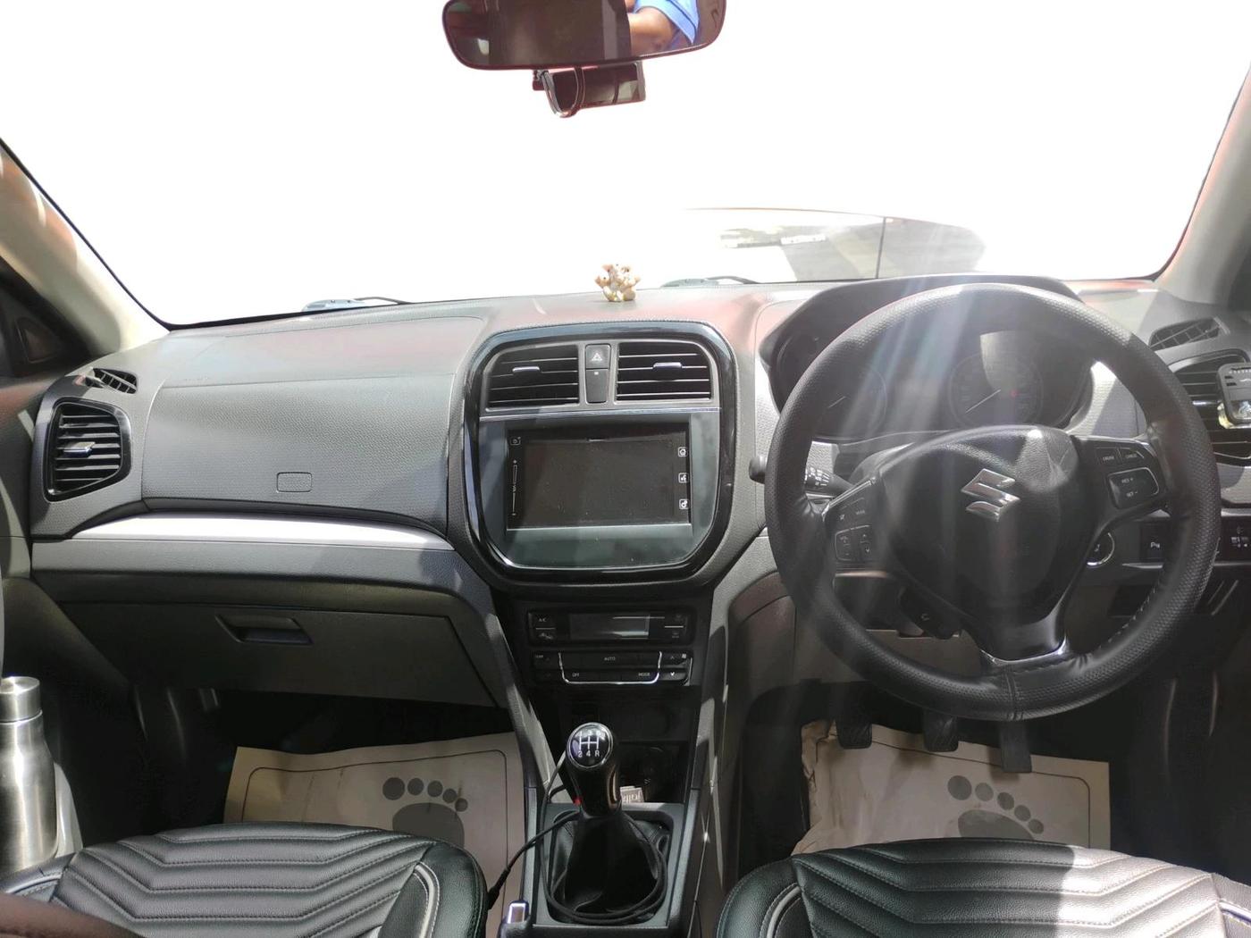2016 Maruti Vitara Brezza ZDI PLUS DUAL TONE, Diesel, Manual, 1,33,021 km, interior
