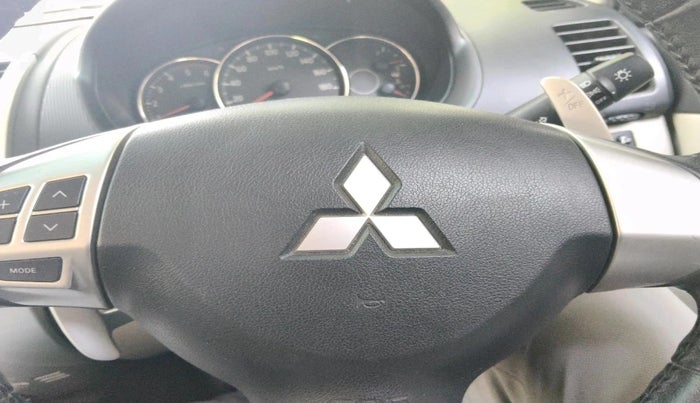 2016 Mitsubishi Pajero Sport 2.5 AT 4X2, Diesel, Automatic, 56,745 km, interior