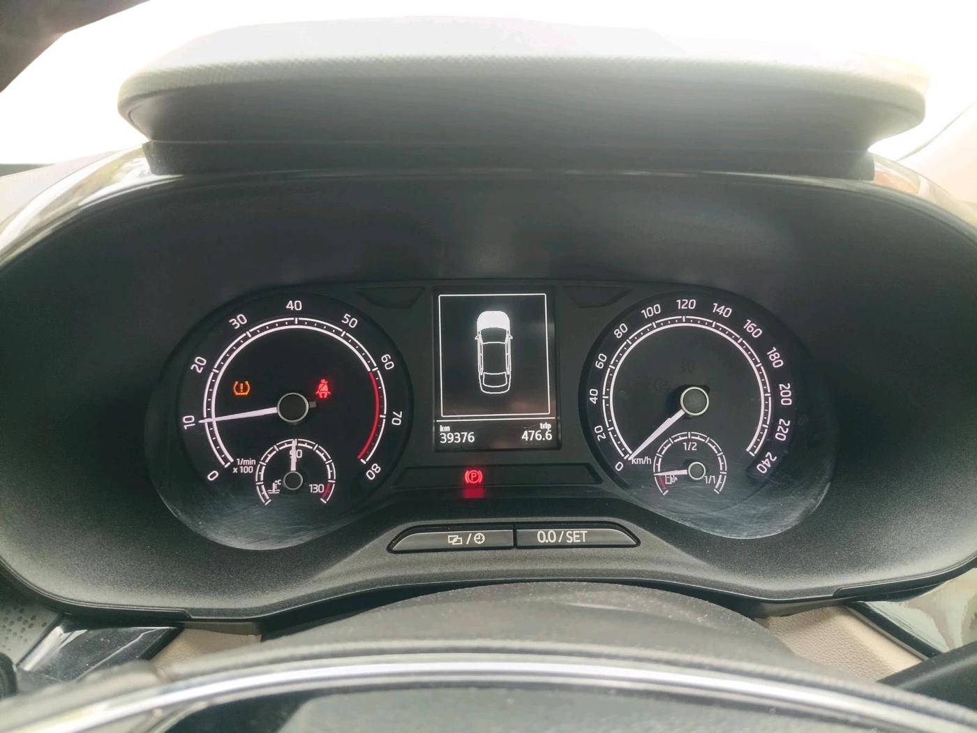 2022 Skoda SLAVIA Ambition 1.5L TSI, Petrol, Manual, 39,376 km, interior