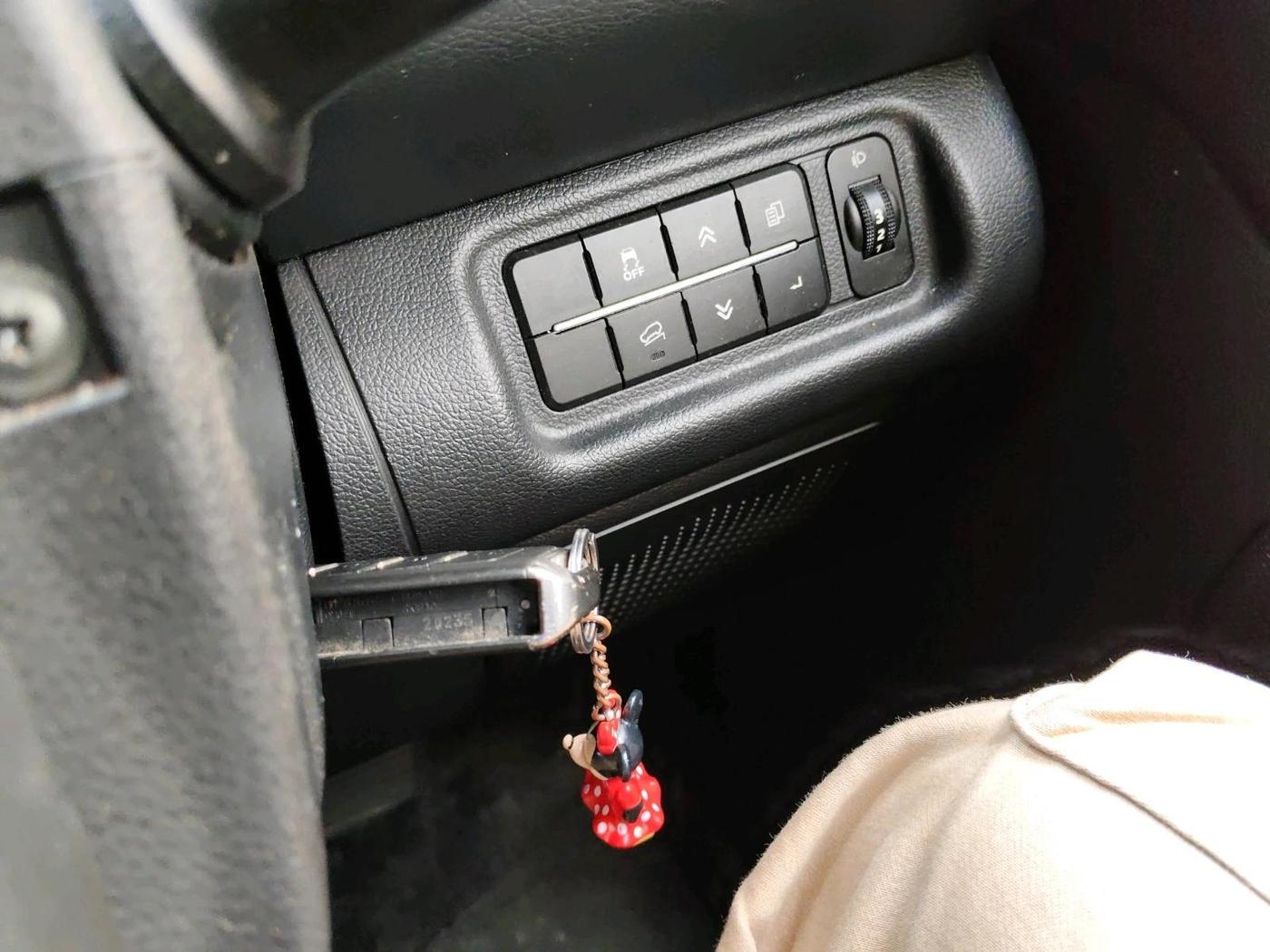 2020 Mahindra Thar LX D 4WD AT CONVERTIBLE, Diesel, Automatic, 58,119 km, interior
