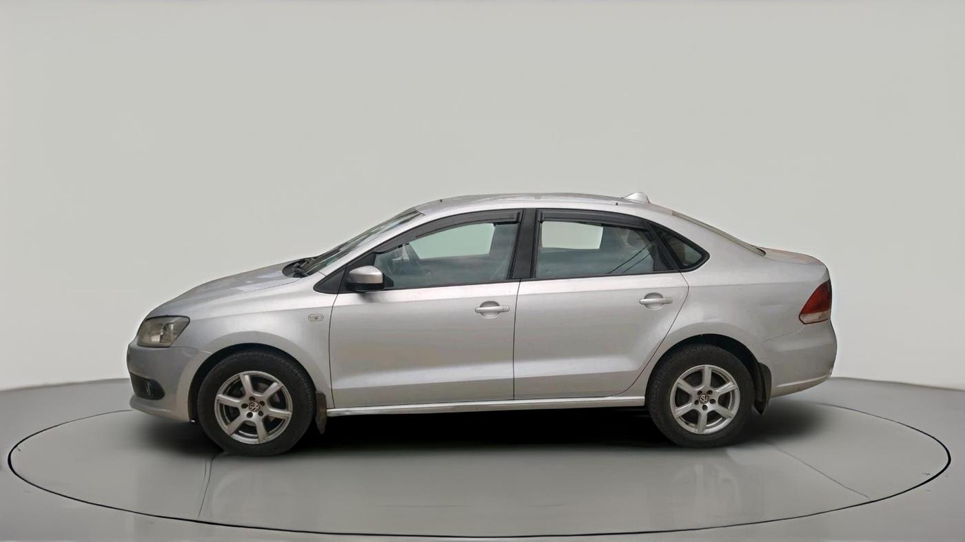 2013 Volkswagen Vento HIGHLINE DIESEL 1.6, Diesel, Manual, 2,02,912 km, exterior