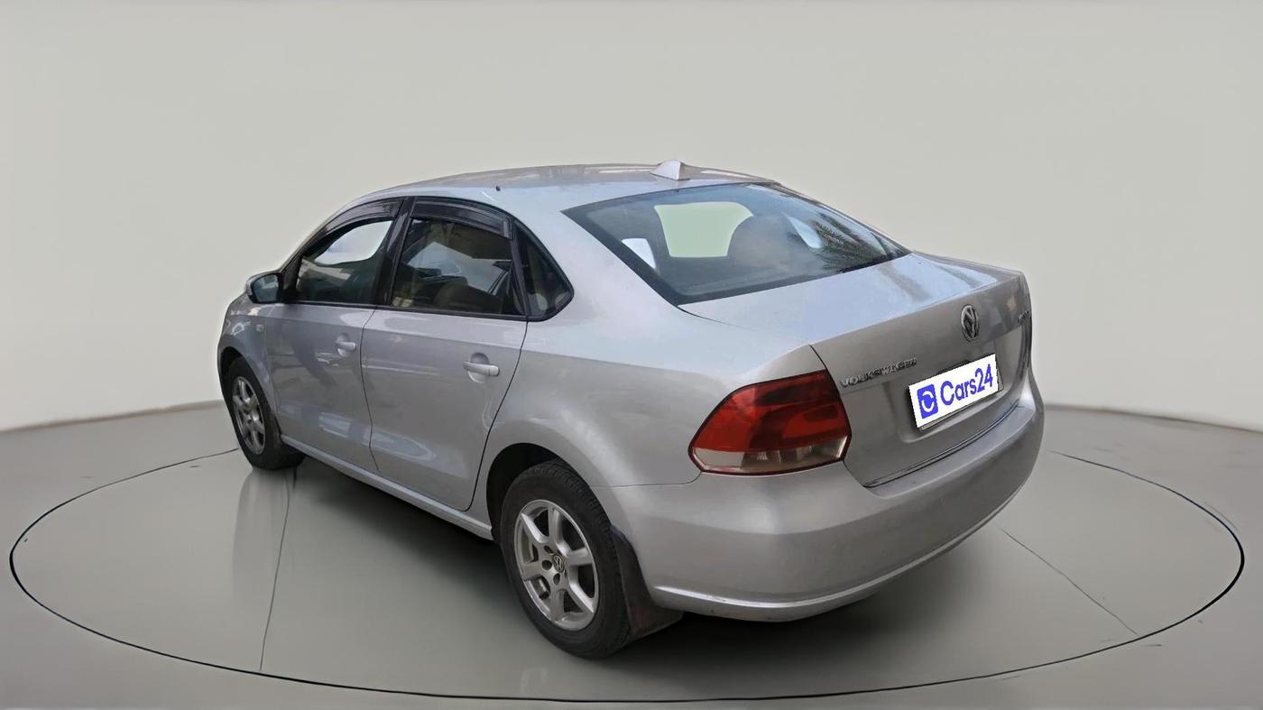 2013 Volkswagen Vento HIGHLINE DIESEL 1.6, Diesel, Manual, 2,02,912 km, exterior