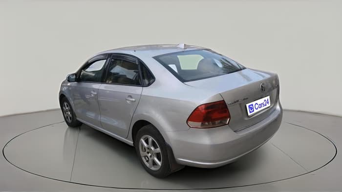 2013 Volkswagen Vento HIGHLINE DIESEL 1.6, Diesel, Manual, 2,02,912 km, exterior
