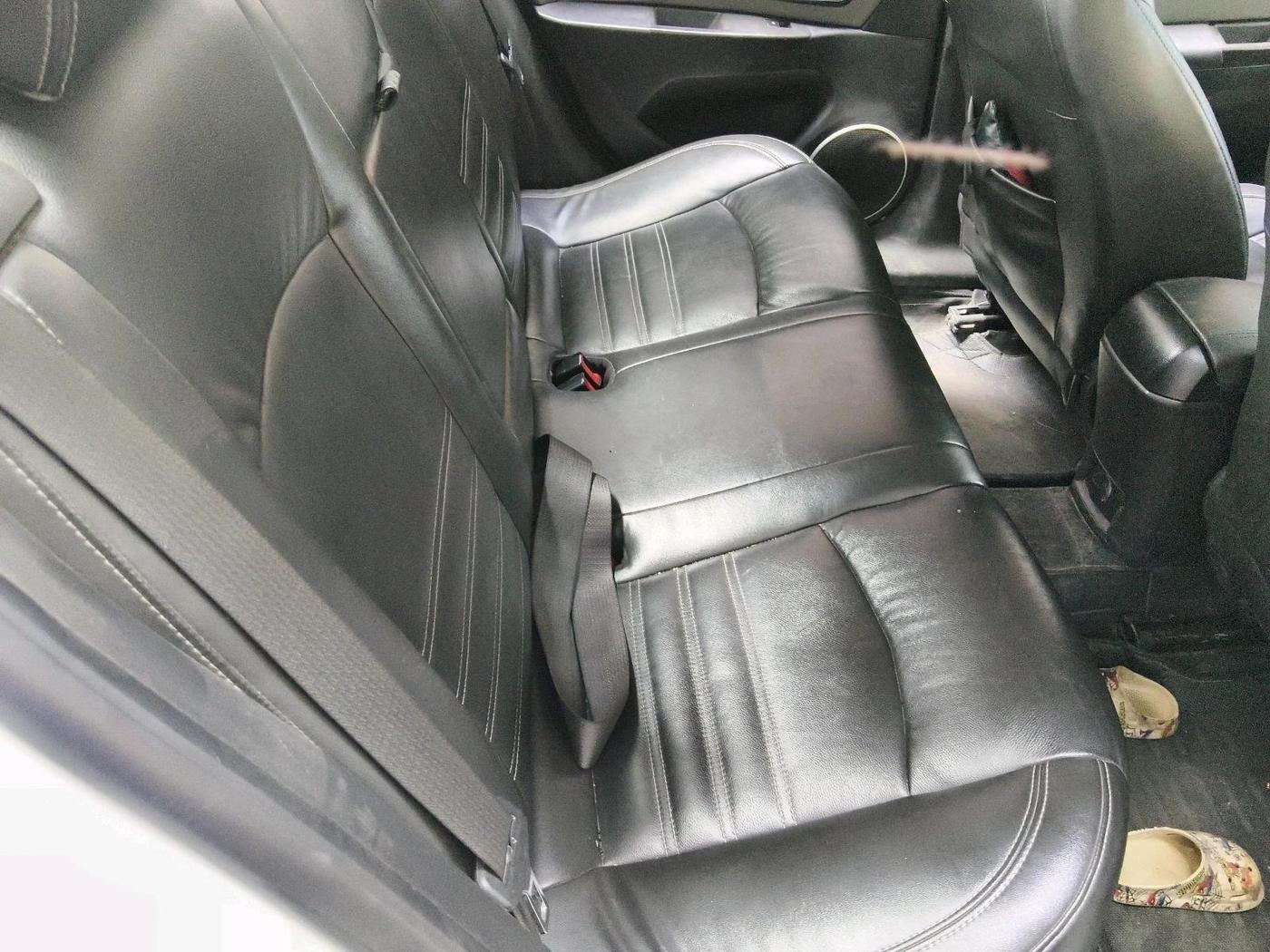 2011 Chevrolet Cruze LTZ AT, Diesel, Automatic, 75,000 km, interior