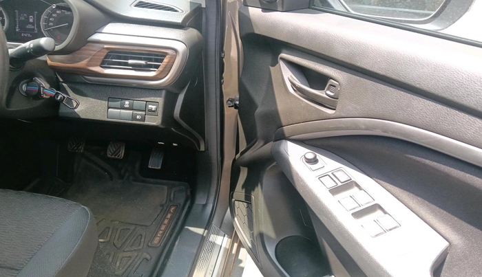 2024 Maruti BREZZA VXI, Petrol, Manual, 6,423 km, interior