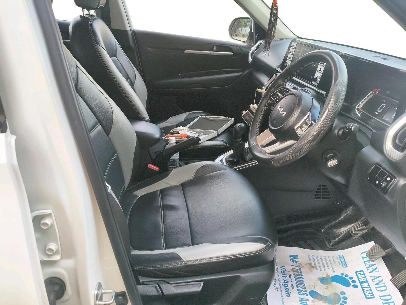 2023 KIA SONET HTK PLUS 1.2, Petrol, Manual, 33,053 km, interior