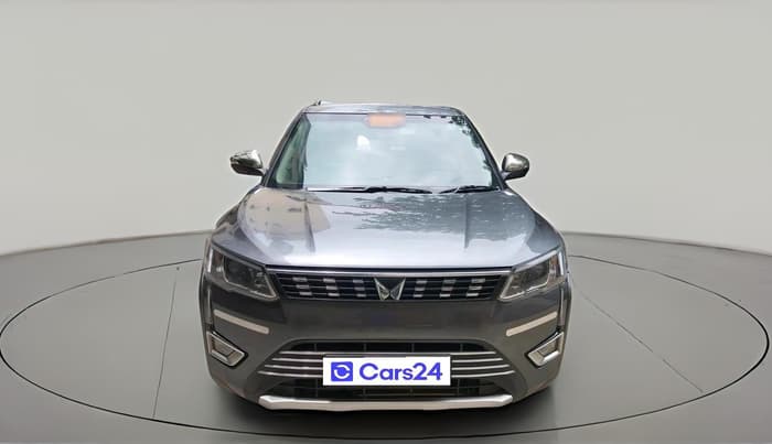 2022 Mahindra XUV300 W8(O) TURBO GDI, Petrol, Manual, 37,608 km, exterior