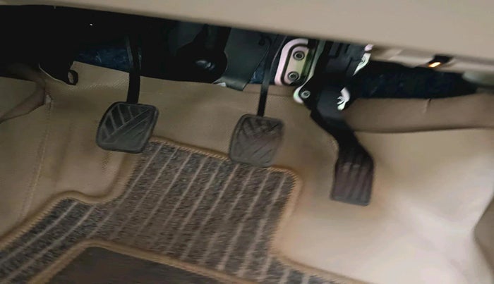 2021 Maruti Ciaz ALPHA 1.5 SHVS PETROL, Petrol, Manual, 17,958 km, interior