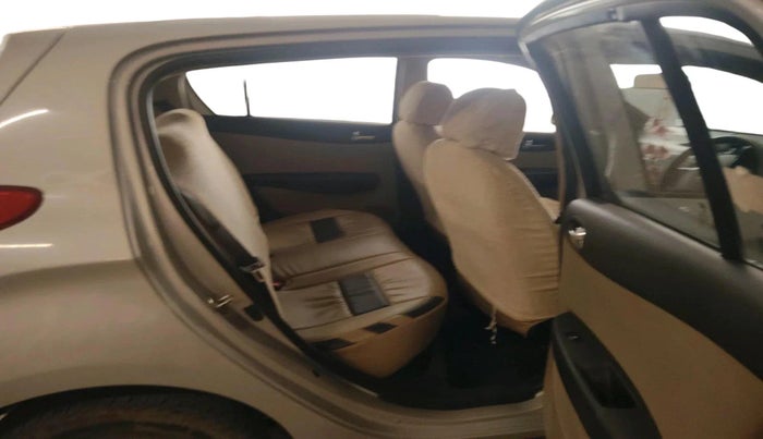 2013 Hyundai i20 MAGNA 1.2, Petrol, Manual, 25,888 km, interior