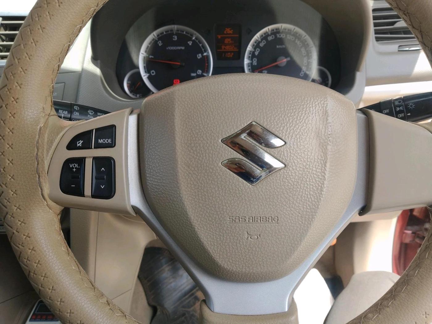 2012 Maruti Ertiga ZDI, Diesel, Manual, 94,802 km, interior