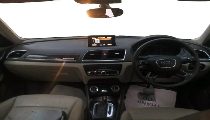 2013 Audi Q3 2.0 TDI QUATTRO, Diesel, Automatic, 96,126 km, interior