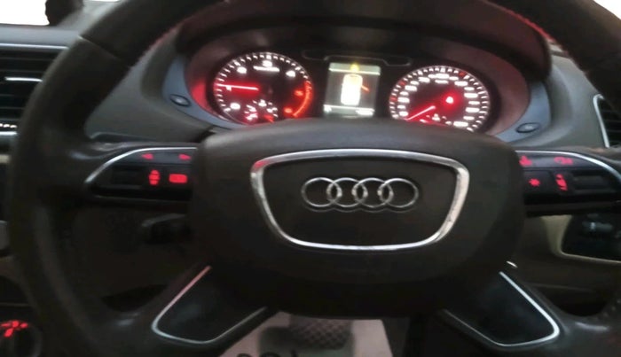 2013 Audi Q3 2.0 TDI QUATTRO, Diesel, Automatic, 96,126 km, interior