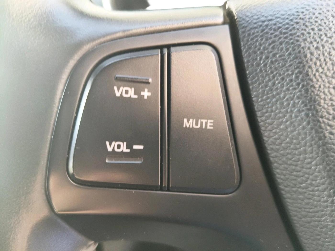 2016 Hyundai Grand i10 ASTA (O) AT 1.2 KAPPA VTVT, Petrol, Automatic, 22,246 km, interior