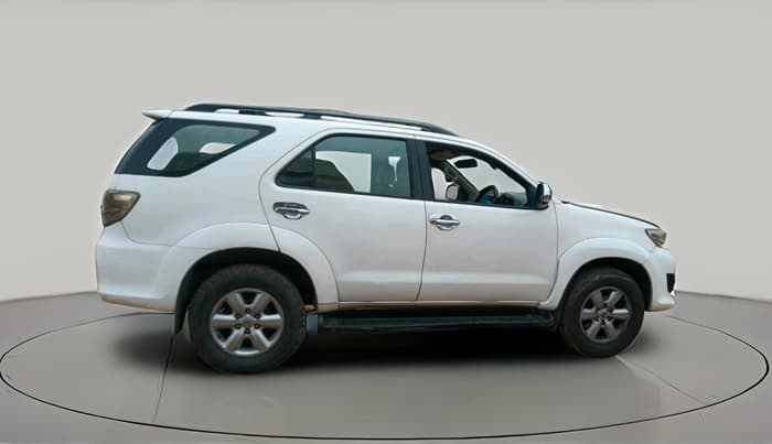 2011 Toyota Fortuner 3.0 4X4 MT, Diesel, Manual, 1,76,261 km, exterior
