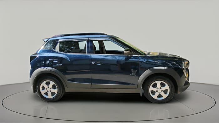 2024 Mahindra XUV 3XO MX2 Pro 1.5 Turbo Diesel, Diesel, Manual, 33,067 km, exterior
