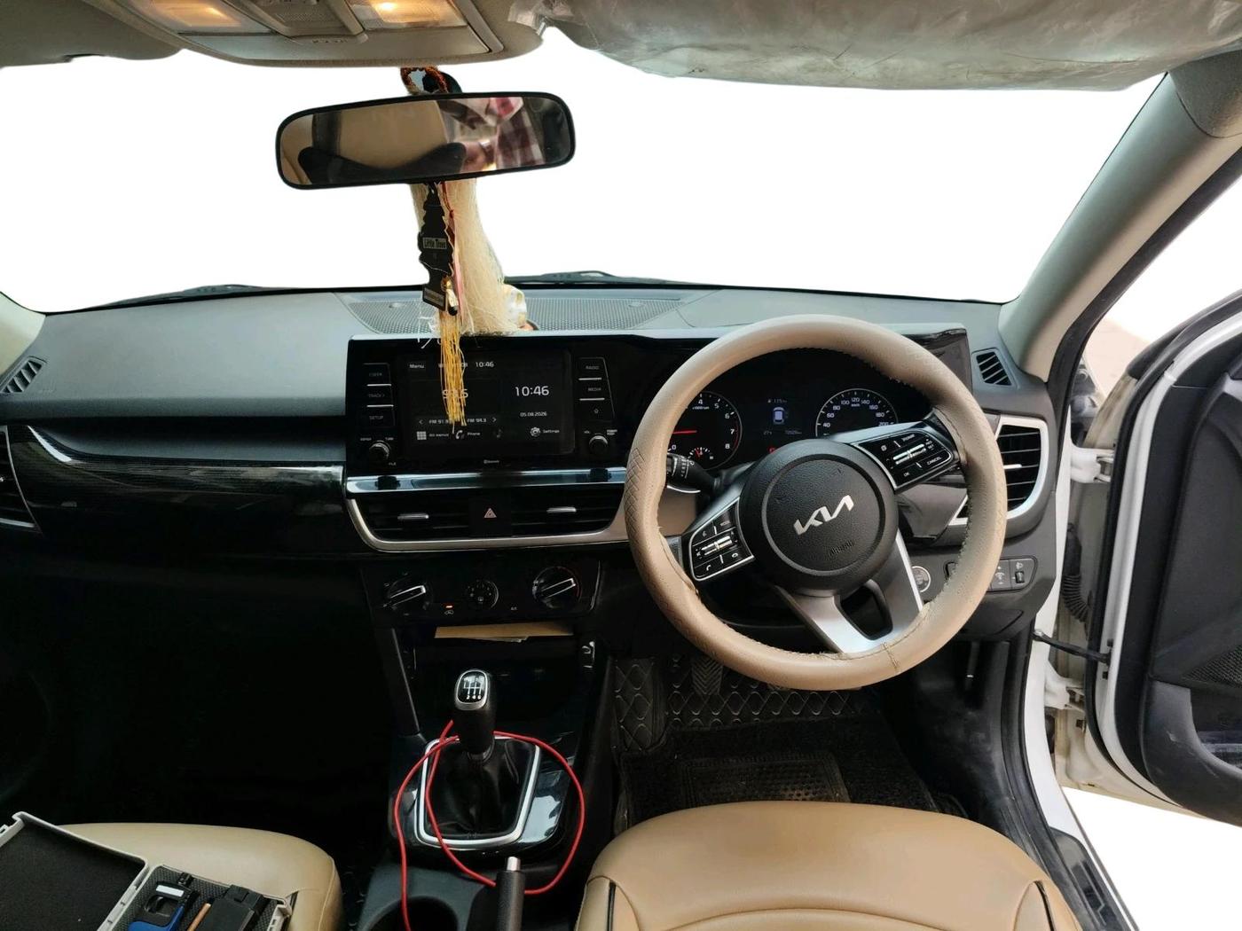 2021 KIA SELTOS HTK PLUS 1.5, Petrol, Manual, 72,026 km, interior