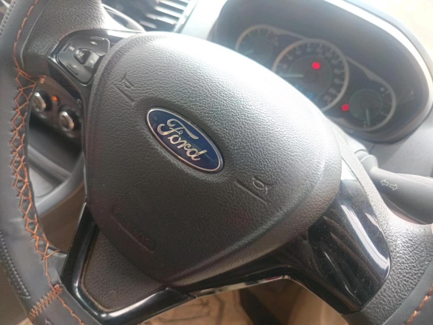 2015 Ford Figo Aspire AMBIENTE 1.5 DIESEL, Diesel, Manual, 1,40,312 km, interior