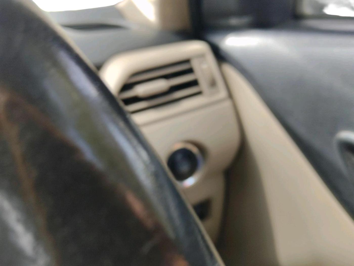 2017 Maruti Dzire ZXI AMT, Petrol, Automatic, 1,12,890 km, interior
