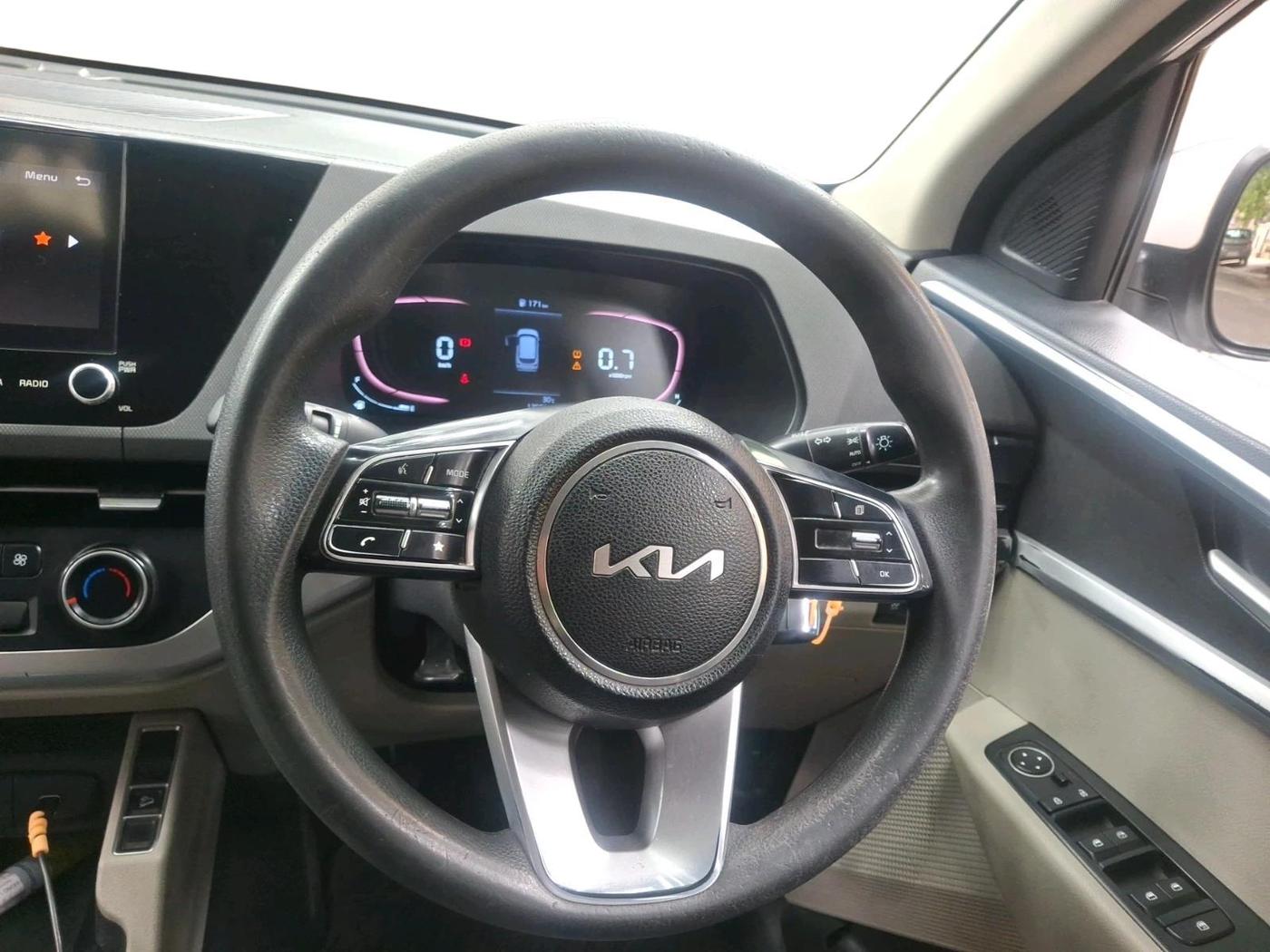 2022 KIA CARENS PRESTIGE 1.5 DIESEL 7 STR, Diesel, Manual, 1,25,893 km, interior