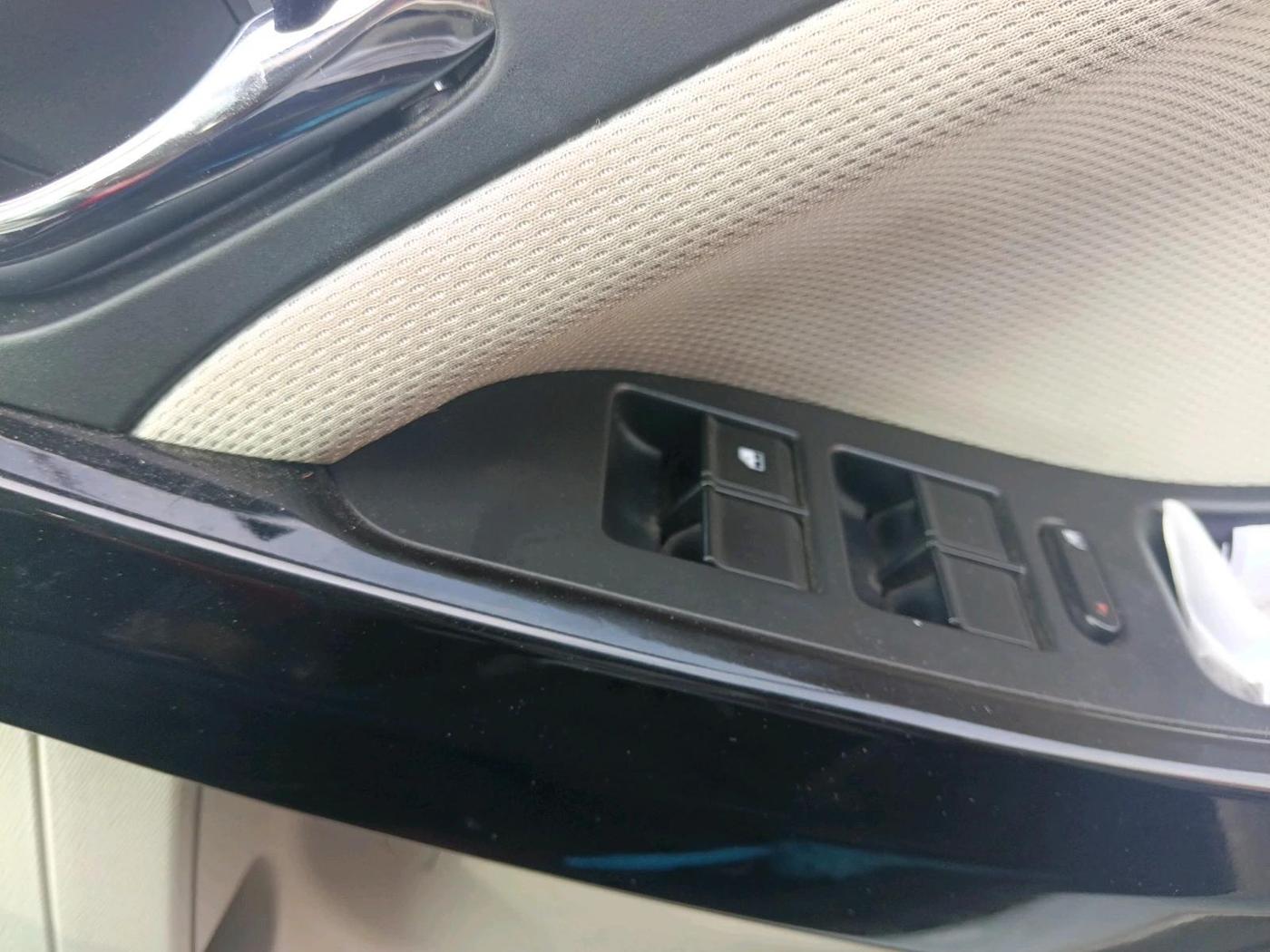 2022 Tata NEXON XZ PLUS PETROL, Petrol, Manual, 36,241 km, interior