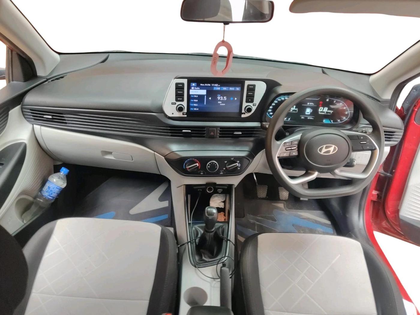 2024 Hyundai NEW I20 MAGNA 1.2 MT, Petrol, Manual, 32,166 km, interior
