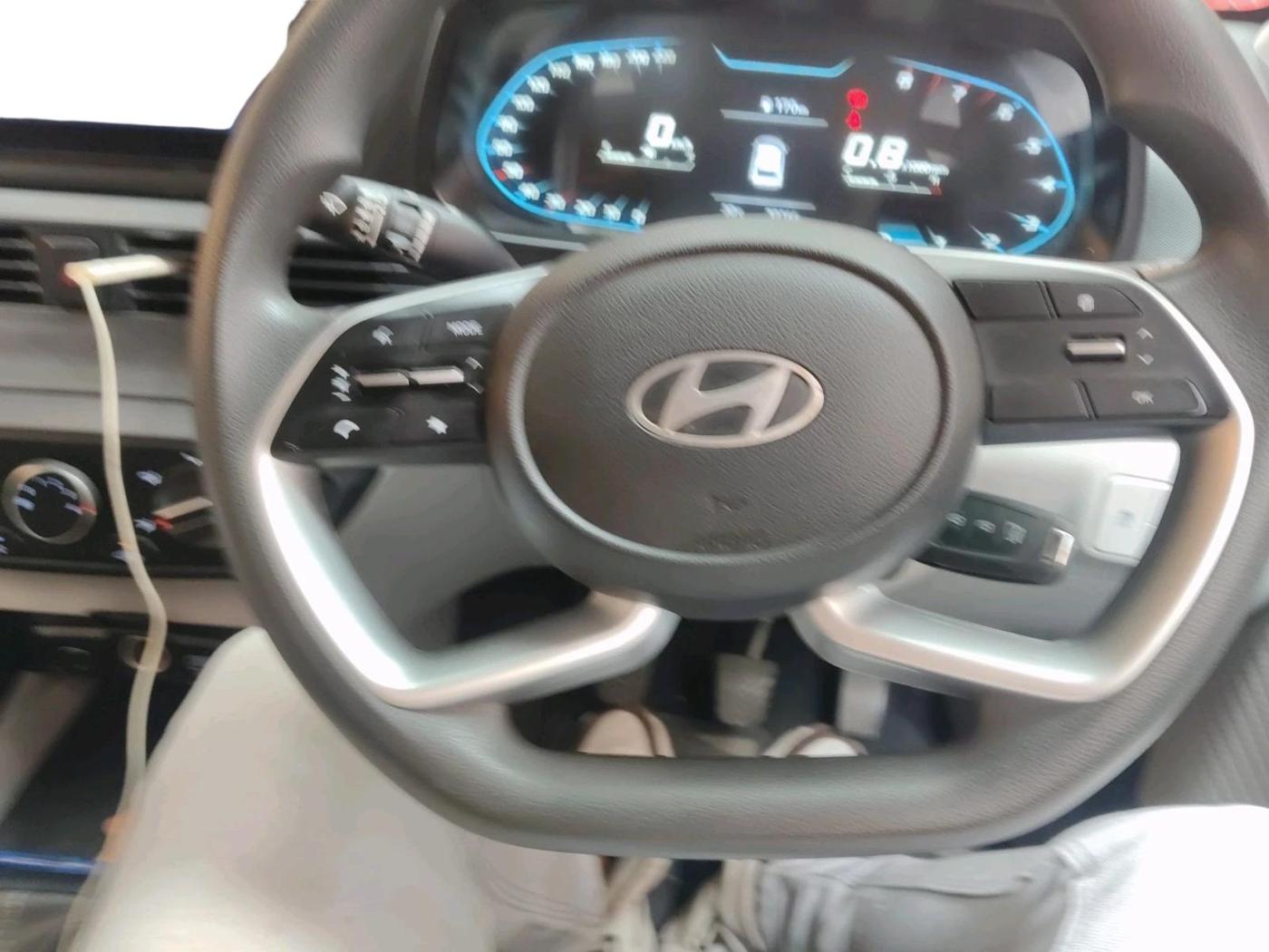 2024 Hyundai NEW I20 MAGNA 1.2 MT, Petrol, Manual, 32,166 km, interior