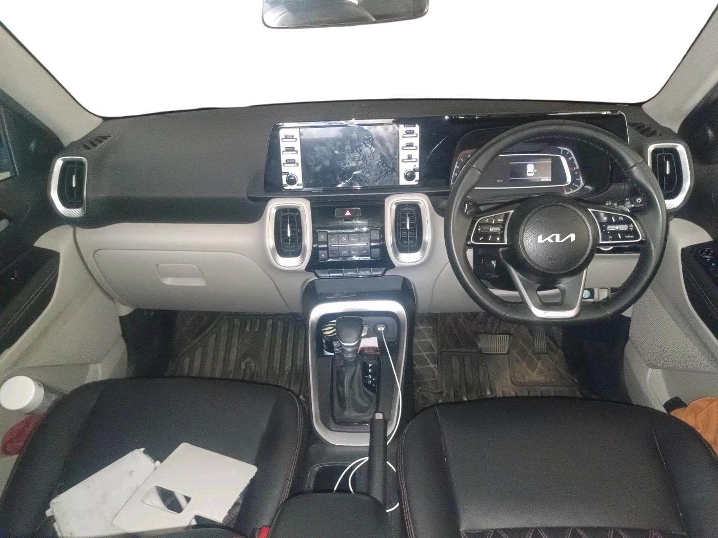 2023 KIA SONET HTX 1.5 AT, Diesel, Automatic, 42,000 km, interior