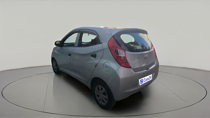 2018 Hyundai Eon MAGNA +, Petrol, Manual, 1,02,758 km, exterior