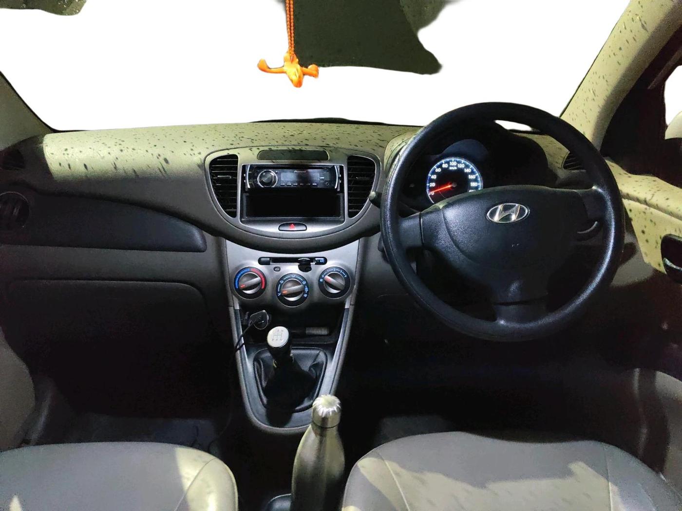 2012 Hyundai i10 MAGNA 1.2, Petrol, Manual, 28,161 km, interior