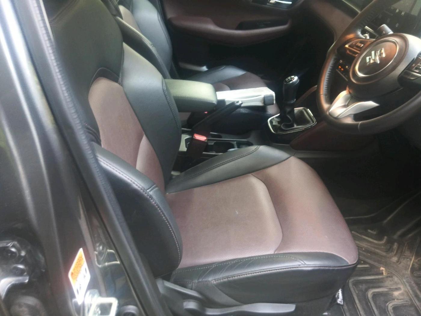 2022 Maruti Grand Vitara ALPHA SMART HYBRID, Petrol, Manual, 13,231 km, interior