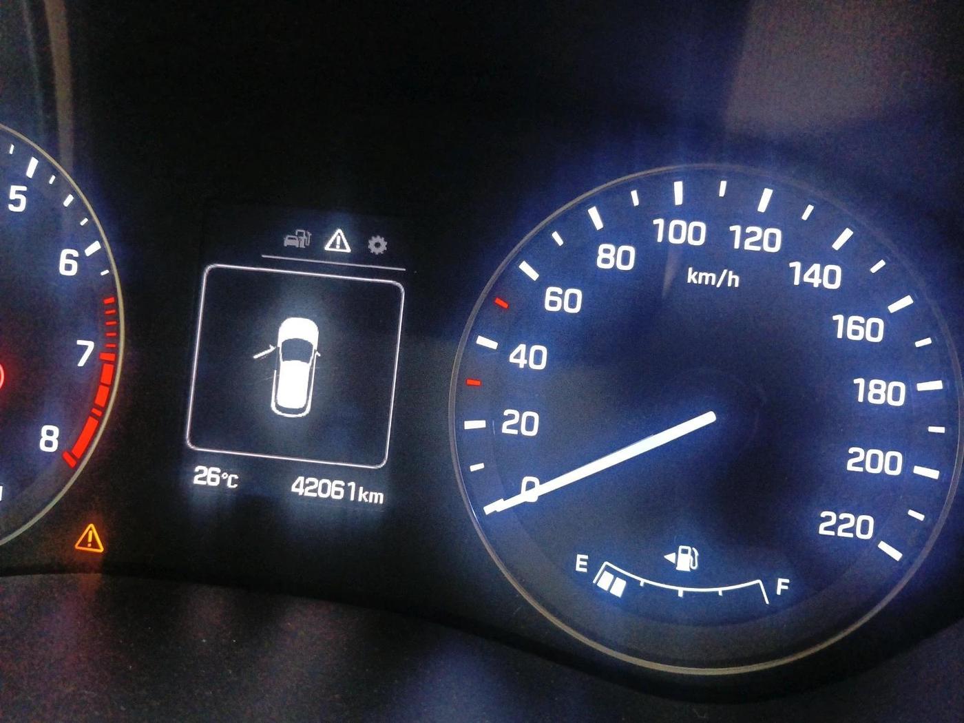 2016 Hyundai Elite i20 ASTA 1.2 (O), Petrol, Manual, 42,061 km, interior