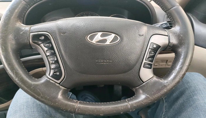 2012 Hyundai Santa Fe 4 WD, Diesel, Manual, 1,07,638 km, interior