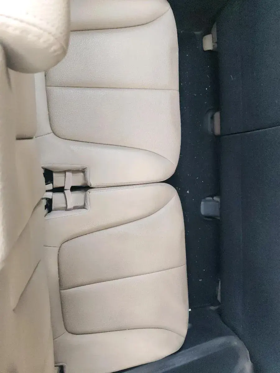 2012 Hyundai Santa Fe 4 WD, Diesel, Manual, 1,07,638 km, interior
