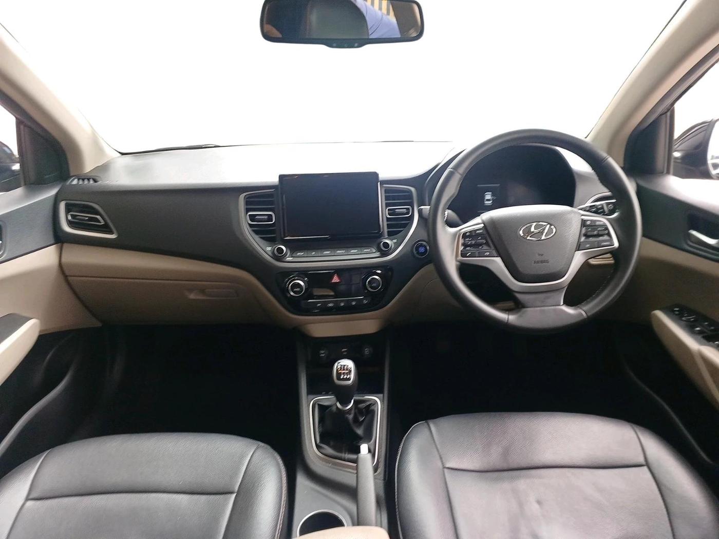 2021 Hyundai Verna SX 1.5 VTVT, Petrol, Manual, 42,085 km, interior