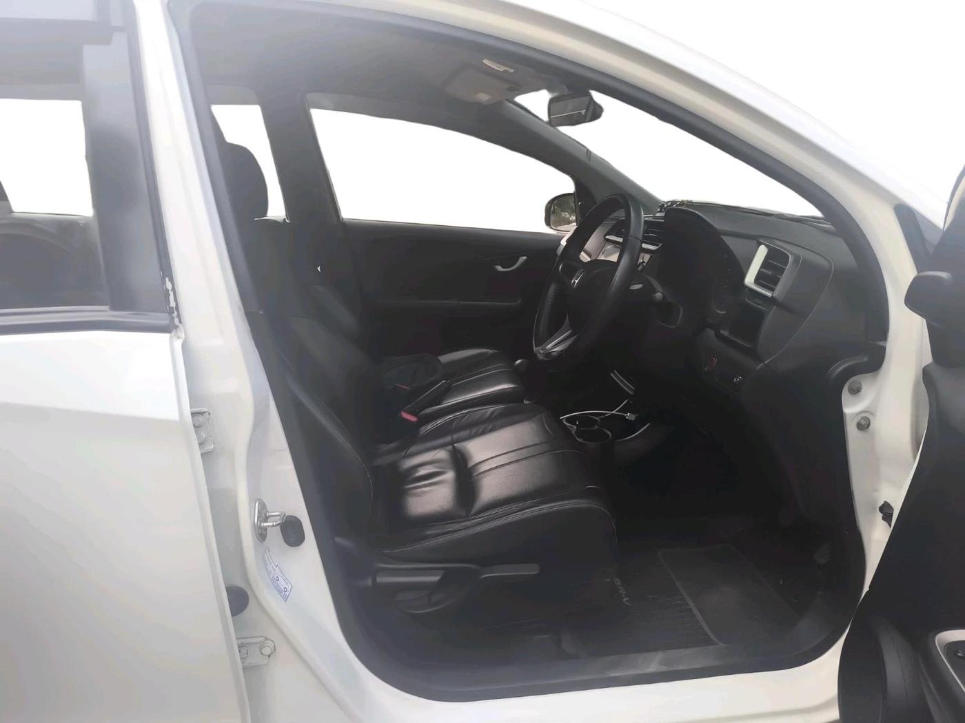 2018 Honda BR-V 1.5L I-VTEC VX, Petrol, Manual, 57,800 km, interior