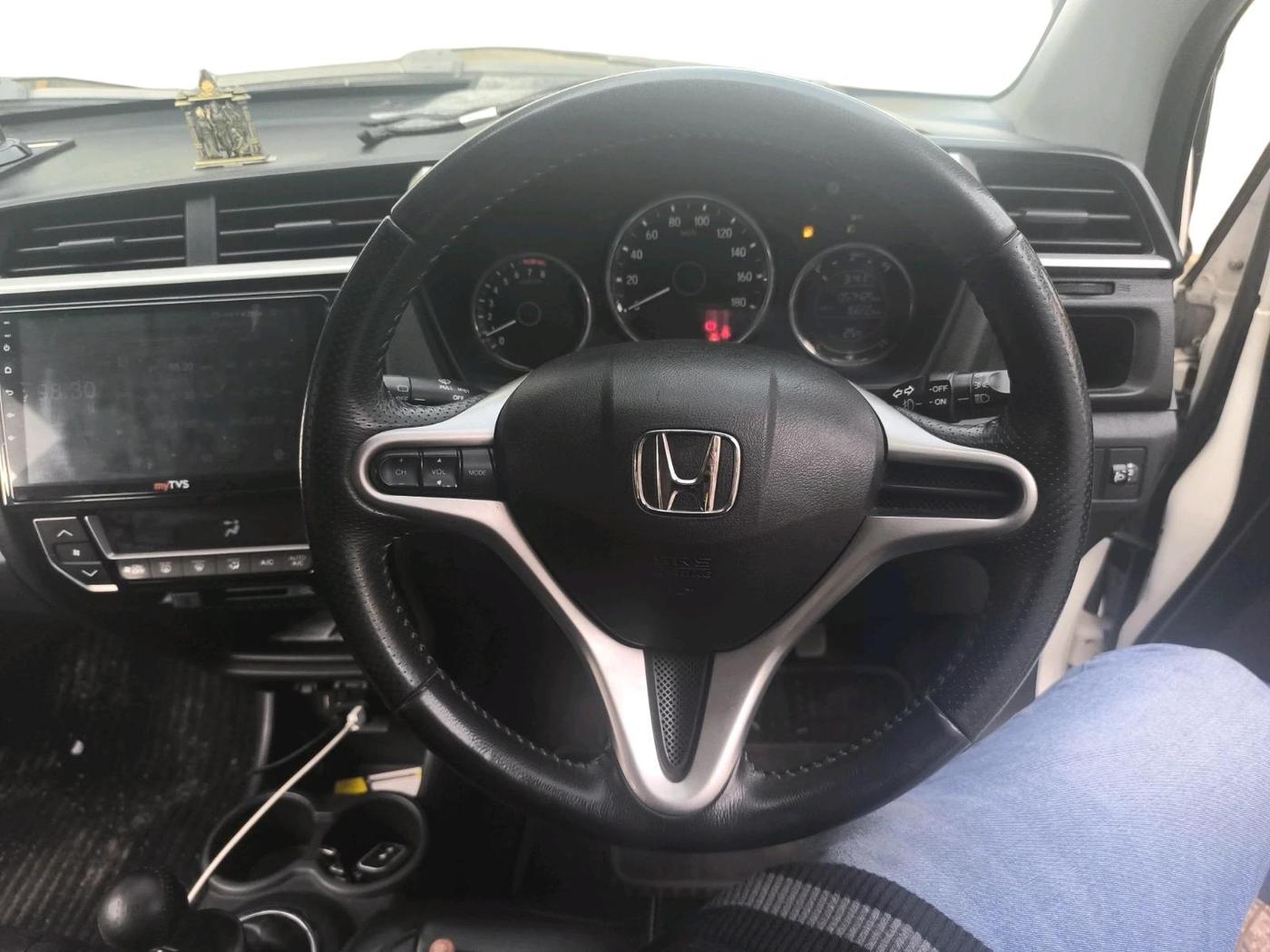 2018 Honda BR-V 1.5L I-VTEC VX, Petrol, Manual, 57,800 km, interior