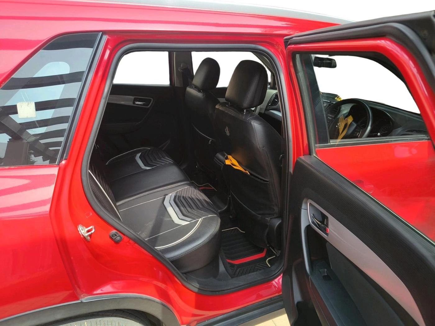 2022 Maruti Vitara Brezza ZXI AT SHVS, Petrol, Automatic, 17,339 km, interior