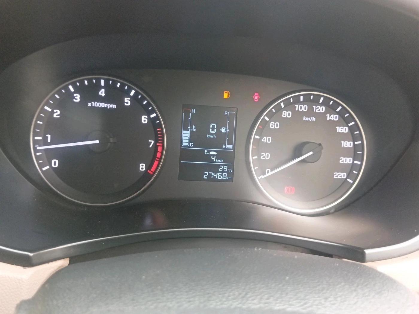 2017 Hyundai Elite i20 SPORTZ 1.2, Petrol, Manual, 27,468 km, interior