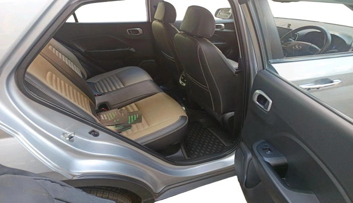 2019 Hyundai VENUE SX PLUS 1.0 TURBO DCT, Petrol, Automatic, 69,024 km, interior