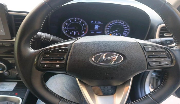 2019 Hyundai VENUE SX PLUS 1.0 TURBO DCT, Petrol, Automatic, 69,024 km, interior