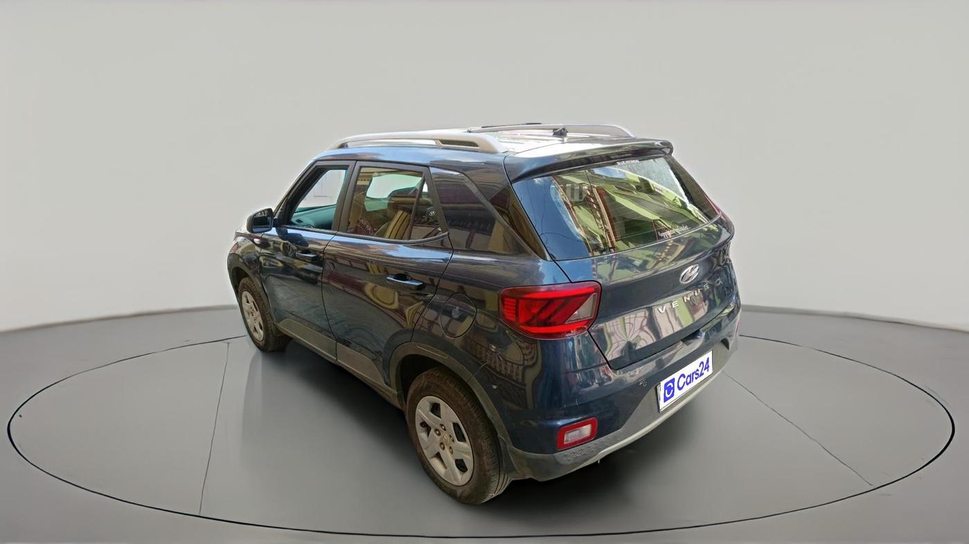 2020 Hyundai VENUE S 1.2, Petrol, Manual, 76,874 km, exterior